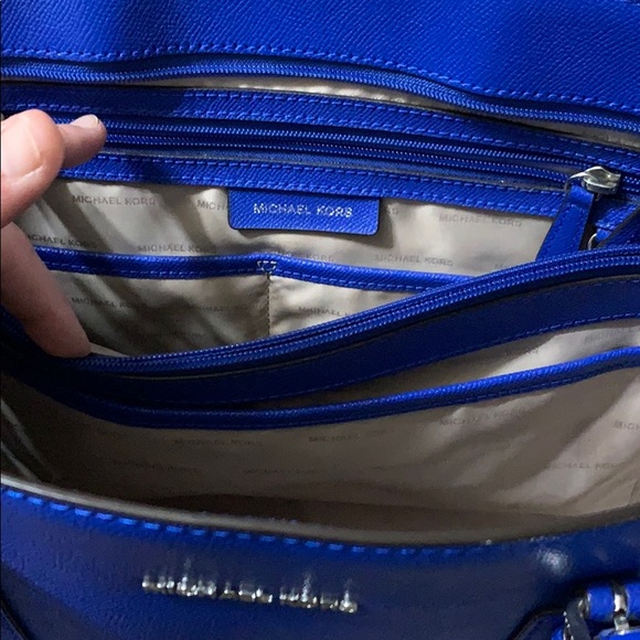 Michael Kors tote - Picture 4 of 5